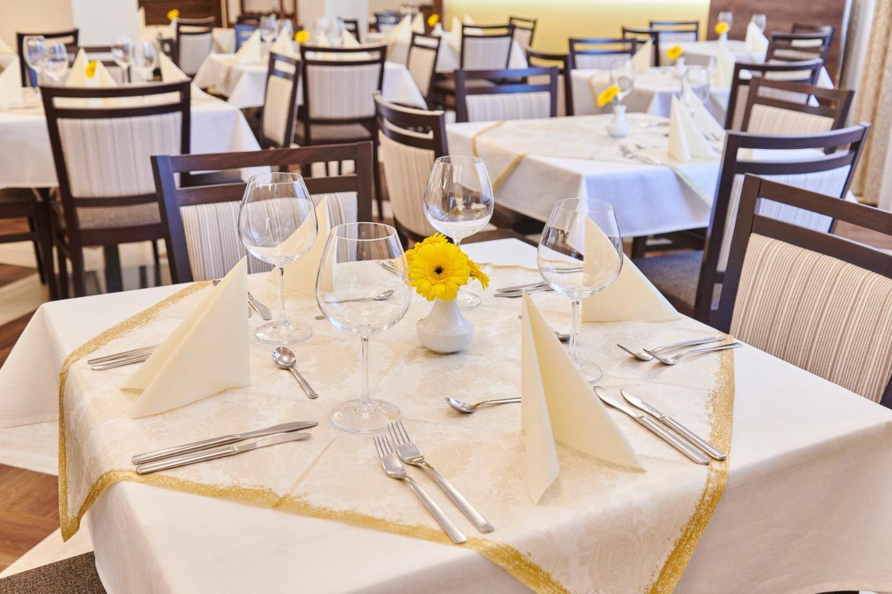 Spa Hotel Centrum Františkovy Lázně 외부 사진
