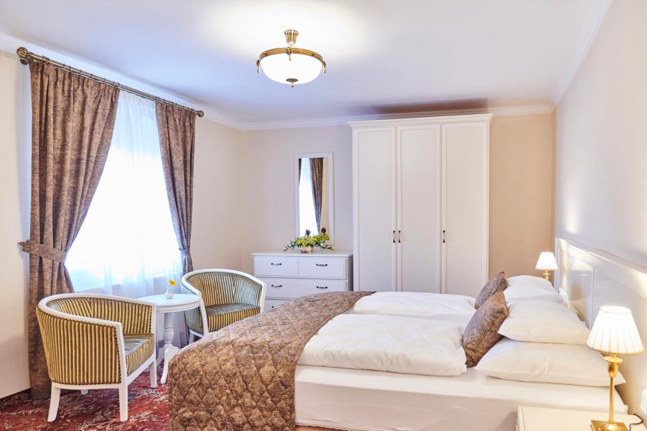 Spa Hotel Centrum Františkovy Lázně 외부 사진