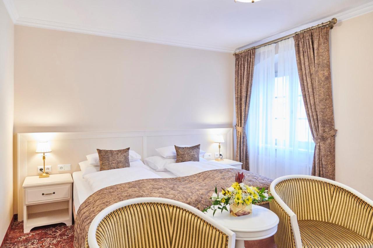 Spa Hotel Centrum Františkovy Lázně 외부 사진